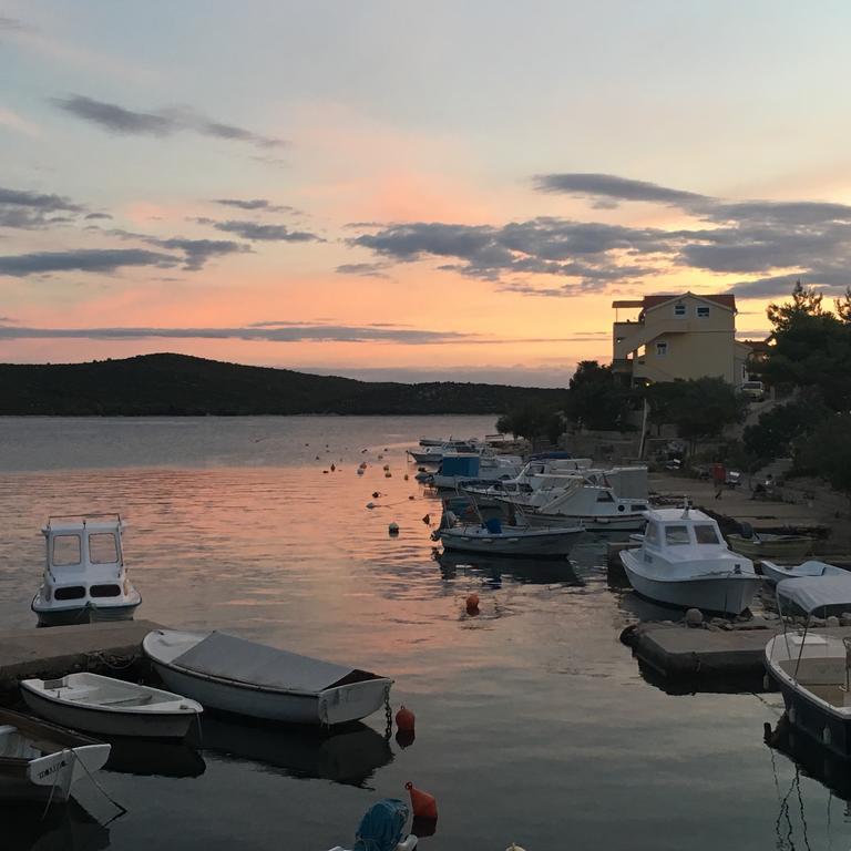 Apartments Plavi&Zuti Žaborić Eksteriør billede